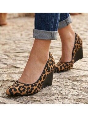 Franco Sarto Frankie Wedge Pump Calf Hair Leopard Print Tan & Black Size 7
